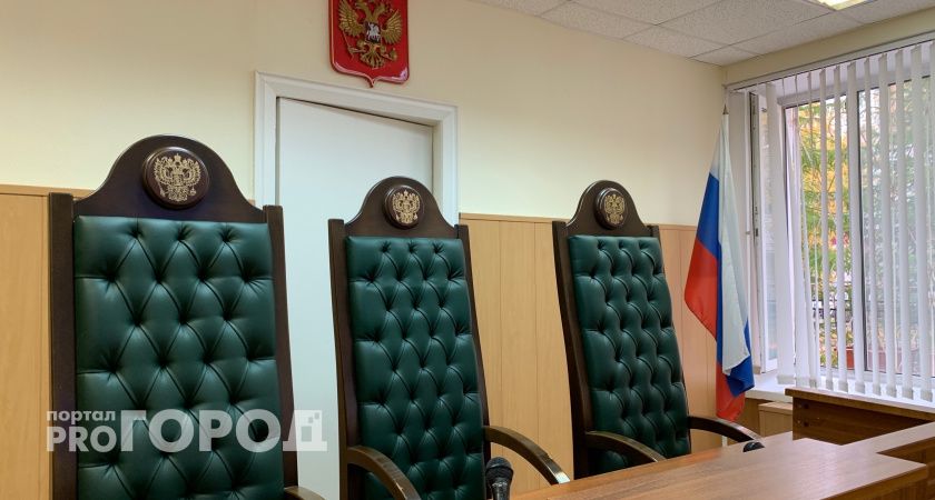 Жительница Коми ответит за смерть троих человек: она случайно подожгла дом 