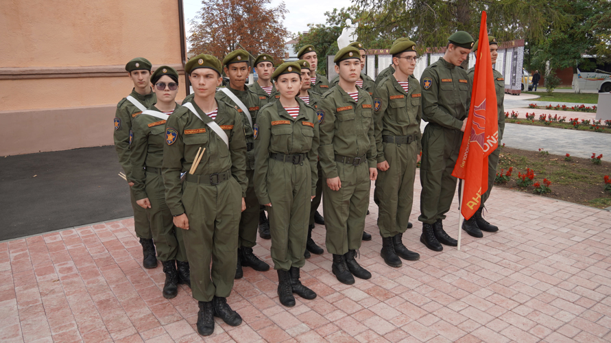 Военно-спортивная игра «Гвардейская тропа