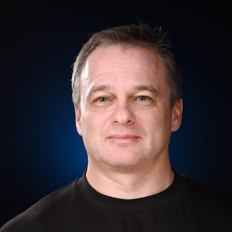 Доктор физико-математических наук, заместитель директора Лаборатории ядерных проблем им. В. П. Джелепова Объединенного института ядерных исследований Дмитрий Наумов. Фото из личного архива собеседника 