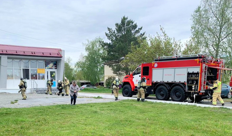 Пожарно-тактические занятия состоялись в Ялуторовске