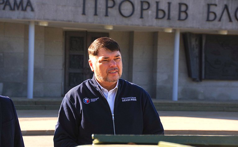 Дмитрий Василенко