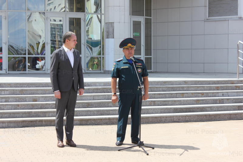 Новая техника поступила на вооружение белгородских пожарных и спасателей