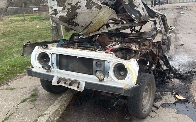 Под Херсоном взорвали автомобиль с командиром взвода ППС и его семьёй