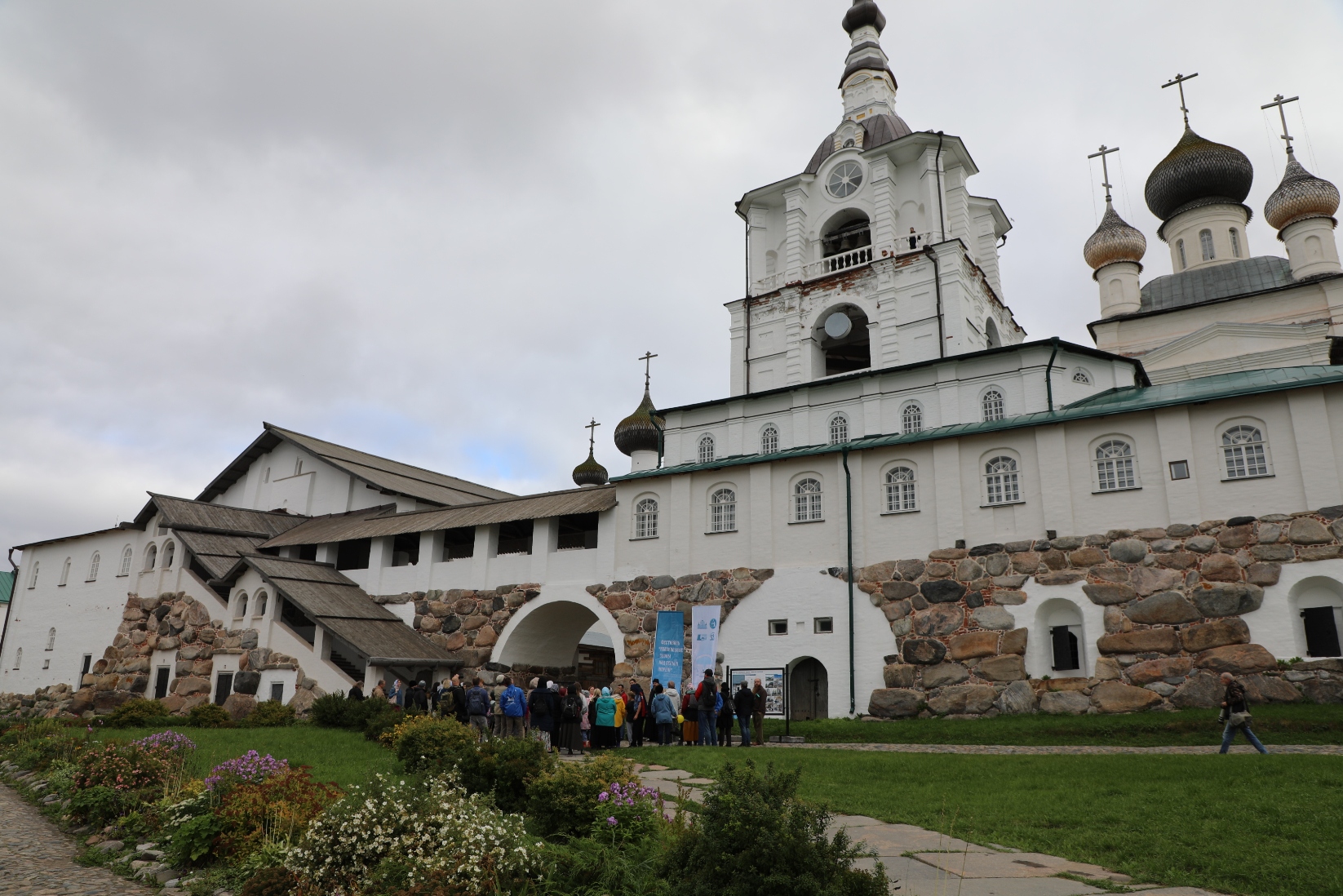 Соловецкий монастырь кельи