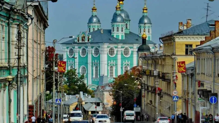 Смоленск сверху. Смоленск город на семи холмах. Смоленск население. Смоленск чей город. Какое население в городе смоленск.