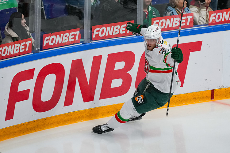 Илья Сафонов