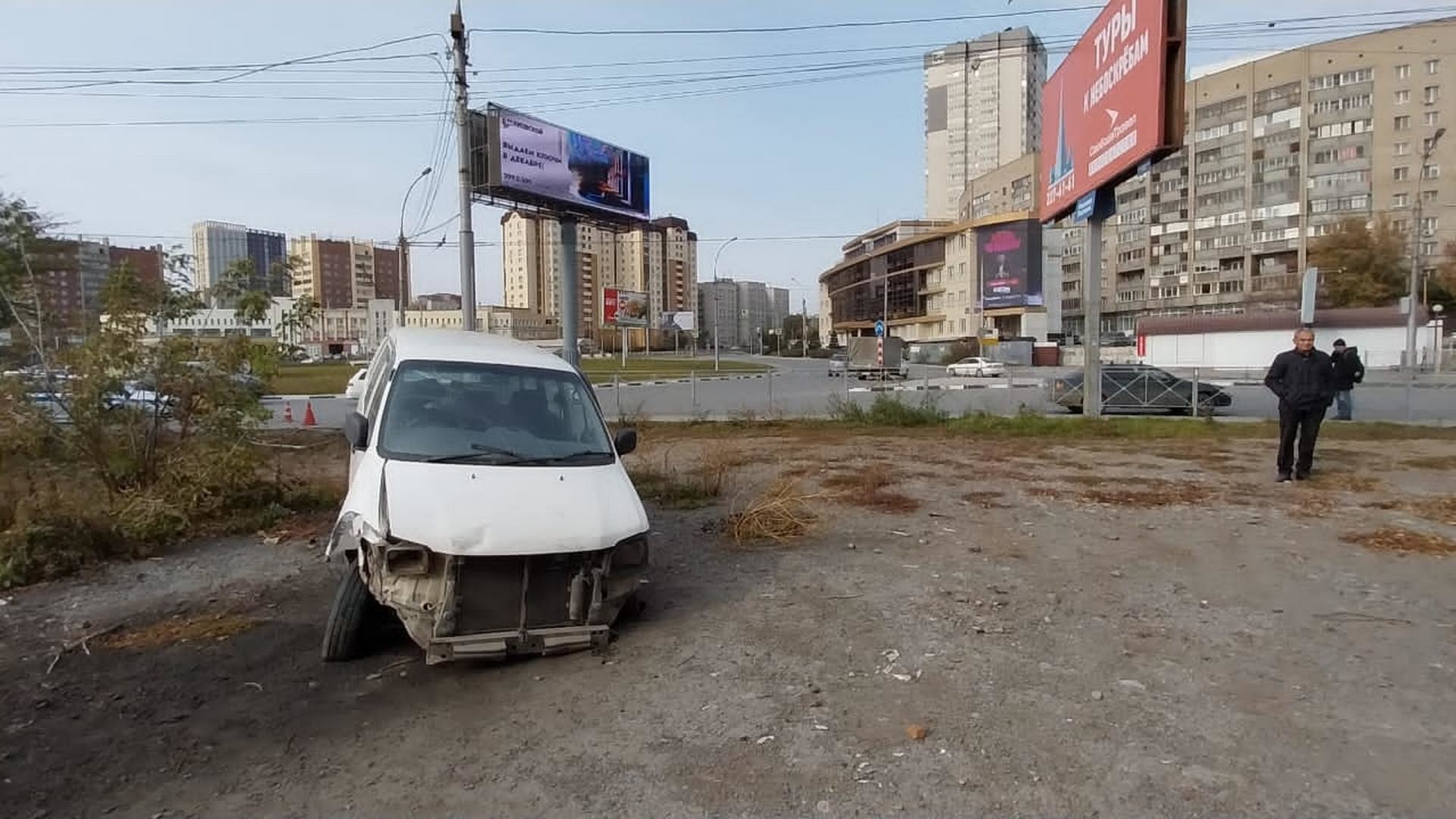 Автобус сбил на тротуаре. ДТП на Фрунзе Новосибирск. Дороги Новосибирска. Аварии в Советском районе Новосибирска свежие.