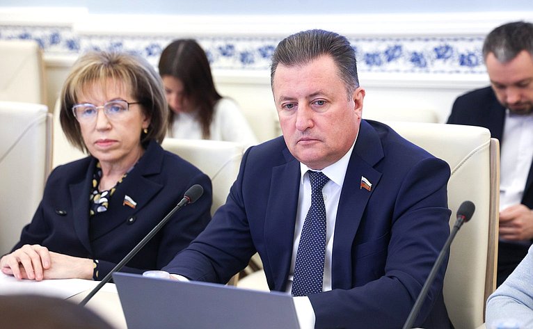 Евгений Богомазов