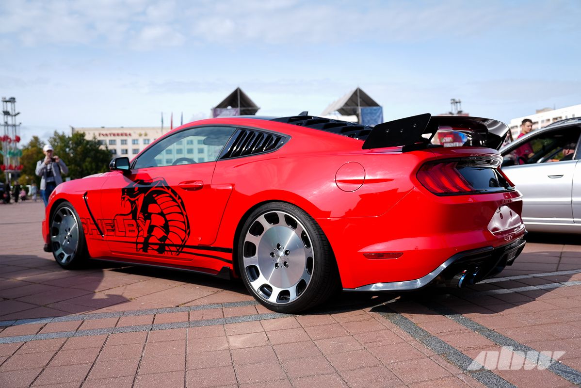 Монстр-трак Audi 100, Mosvagen и «Волга»-кабриолет: чем запомнился «Авто Тюнинг Батл» в Новополоцке