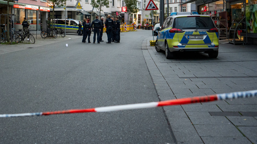 В Германии мужчина напал с ножом на детей