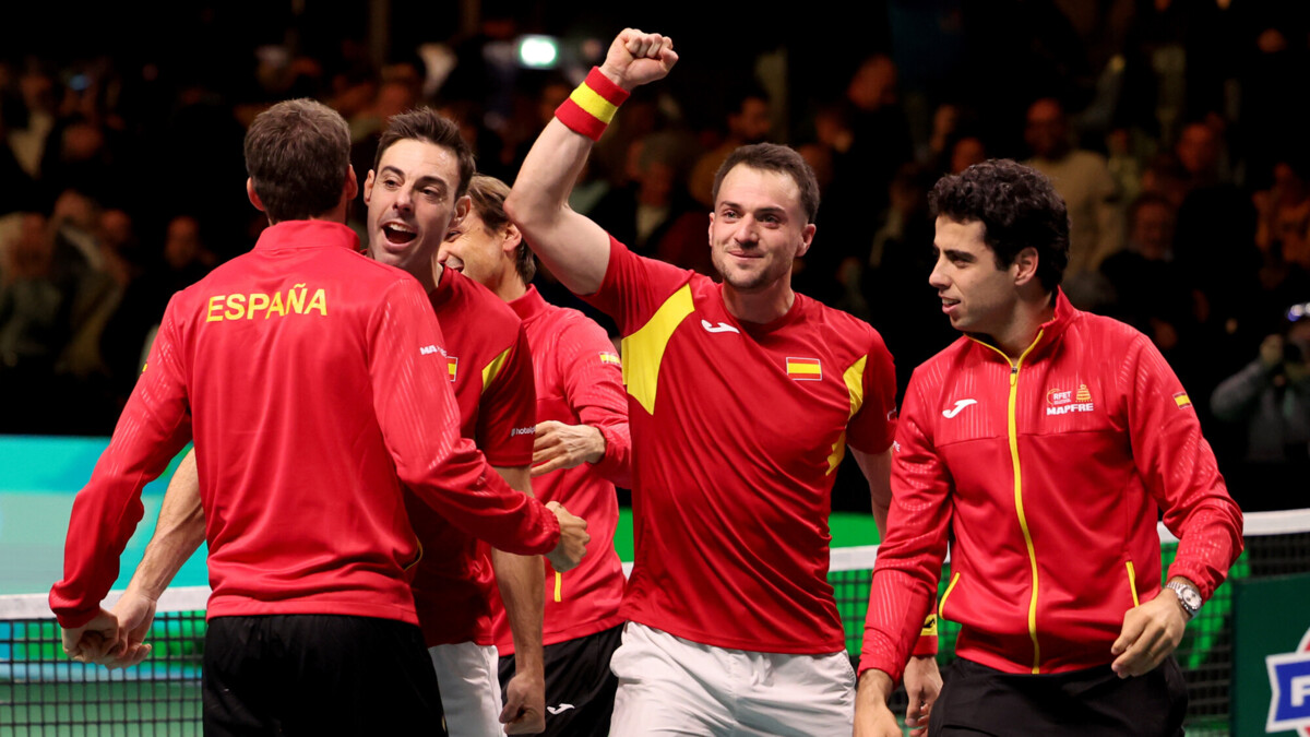 Сборная Испании вышла в финал Кубка Дэвиса и сыграет против Италии