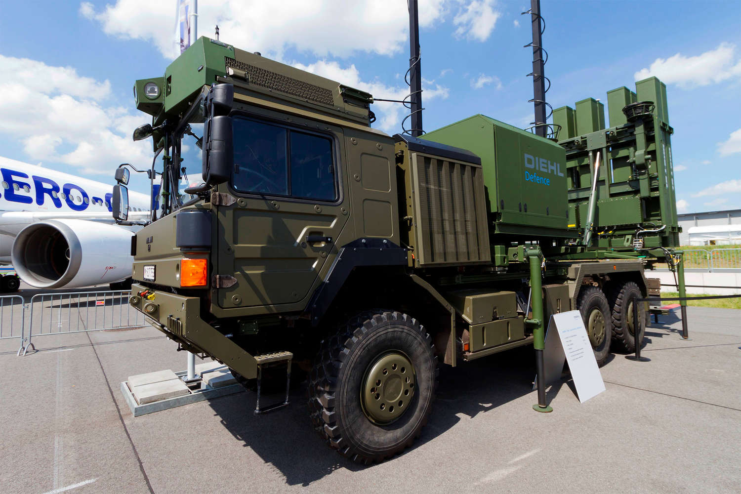 Iris пво комплекс. Пво iris-t sl. Зрк iris-t sls/slm. Комплекс ирис т. Противовоздушной обороны iris-t slm.