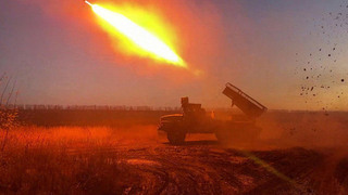 Расчеты РСЗО «Град» наносят удары по позициям ВСУ на Красноармейском направлении