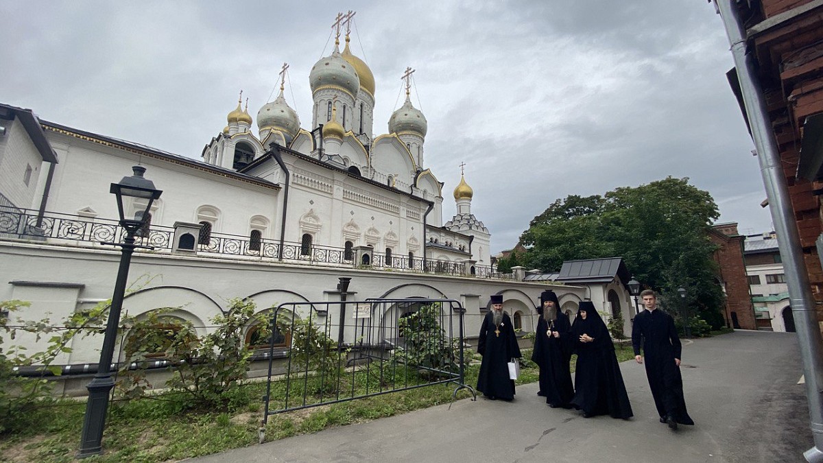 Зачатьевский женский монастырь. Епископ Силуан Павлово-Посадский.