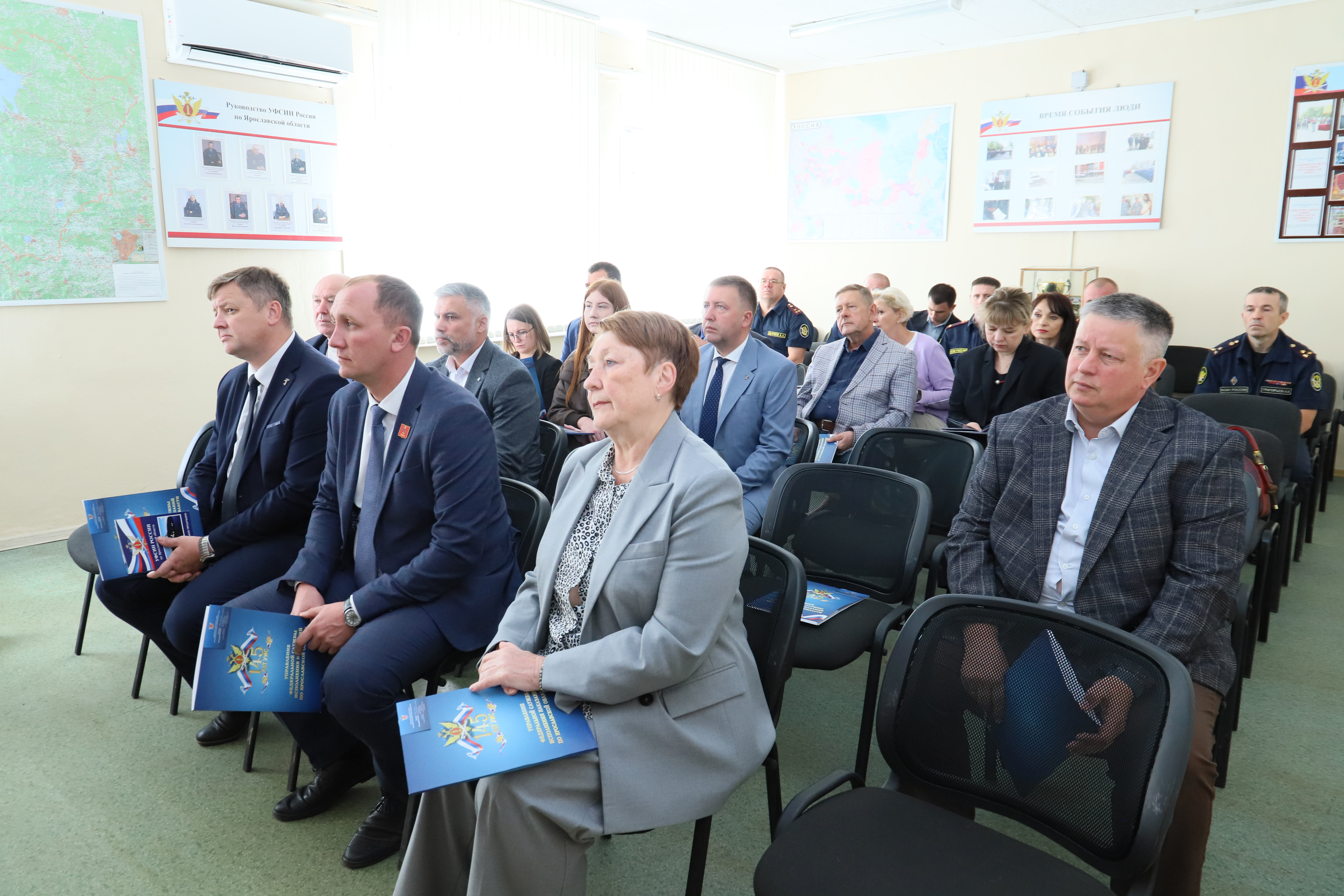 Ярославскую колонию №1 посетил первый заместитель Председателя Правительства области Денис Хохряков