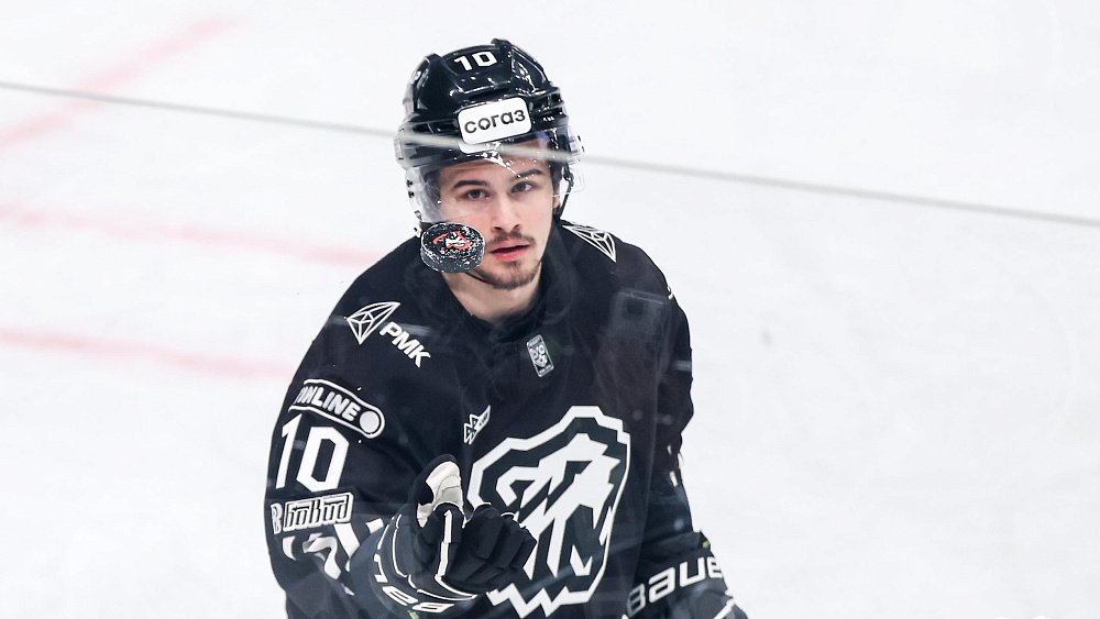 Артемий Низамеев забил второй гол в КХЛ и помог «Трактору» выиграть у «Адмирала»