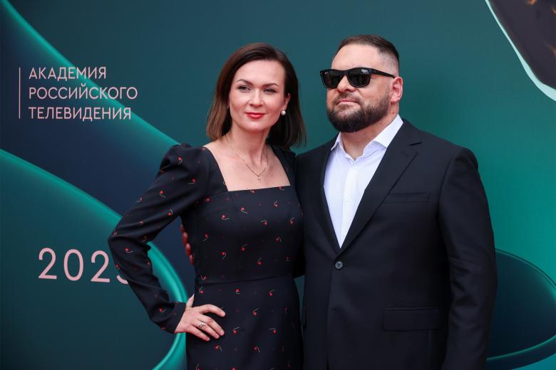 Наталья Литовко и Евгений Поддубный на премии «ТЭФИ — 2025» в Москве