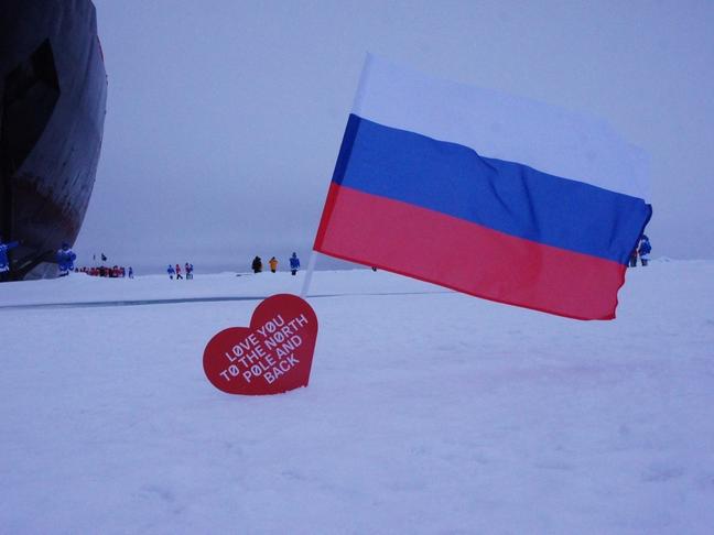 Путешествие по снежной пустыне. Как студент из Белгорода оказался на  Северном полюсе - Изображение 