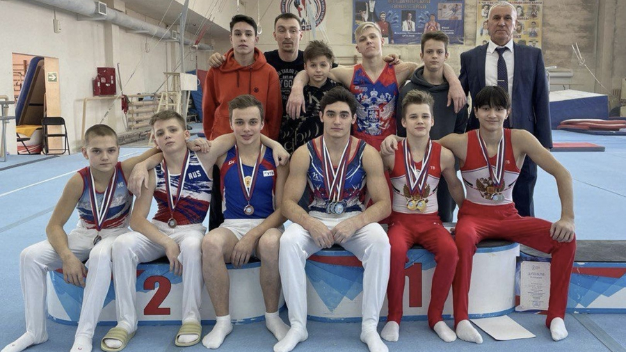 Обнинские гимнасты триумфально выступили на чемпионате и первенстве ЦФО