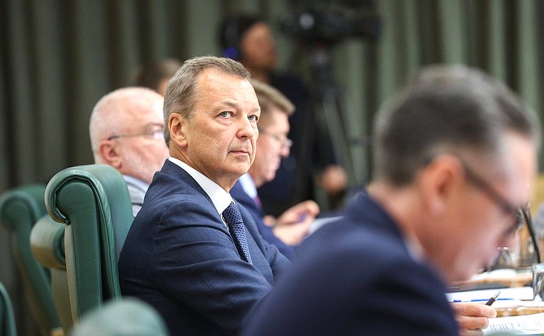 Андрей Яцкин