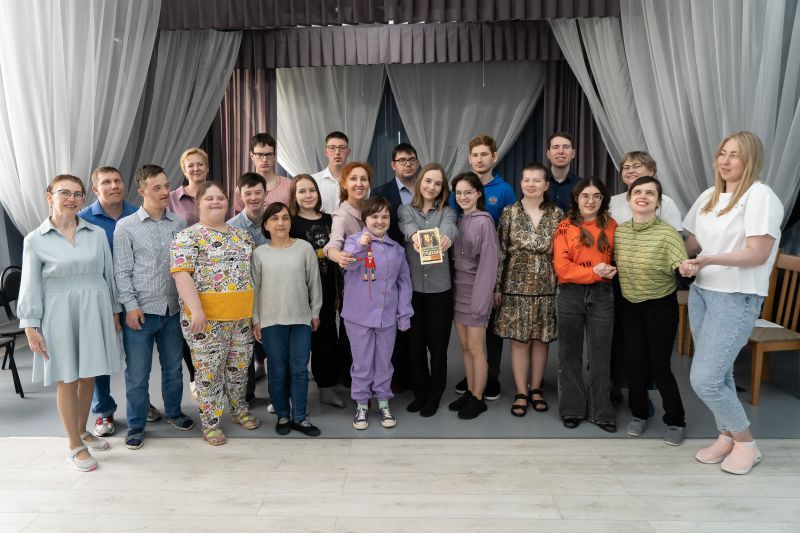 актеры театра Лестница (1).jpg