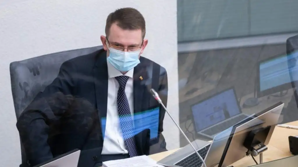 Дулькис обсудит с коллегами по ЕС вопросы вакцинации, превенции рака