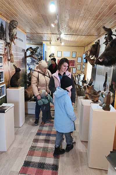 Сотрудники СИЗО-2 посетили музей села Петрово