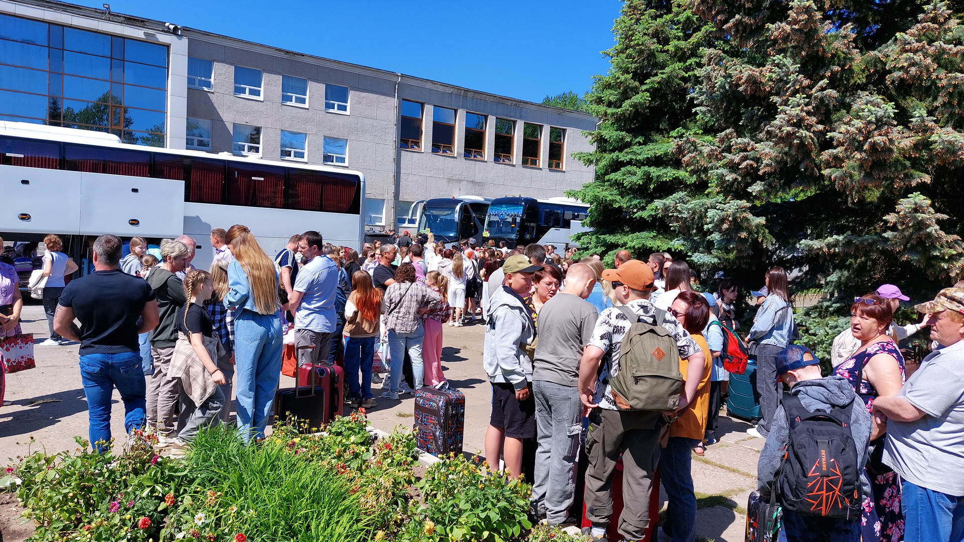 Детский оздоровительный лагерь им. Г.С. Титова открыл 65-й летний сезон