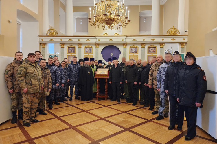 В Санкт-Петербурге состоялось Великопостное молитвенное стояние за воинов Росгвардии