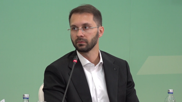 Миллиард человек, говорящих по-русски: на ВЭФ обсудили пути продвижения русского языка 