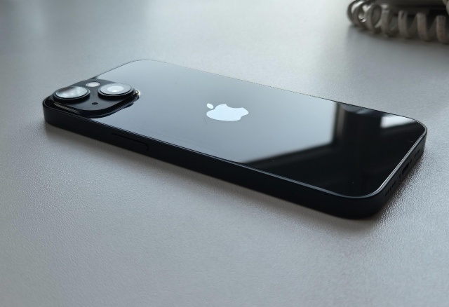 «Спустя 4 месяца дождались»: мобильный интернет появился в Октябрьском районе Красноярска