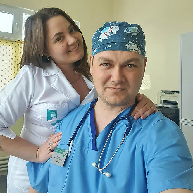 Дмитрий Шевелёв и его супруга Кристина – единственные медики в отдалённом и труднодоступном селе, где, по официальным данным, проживают около 200 человек.