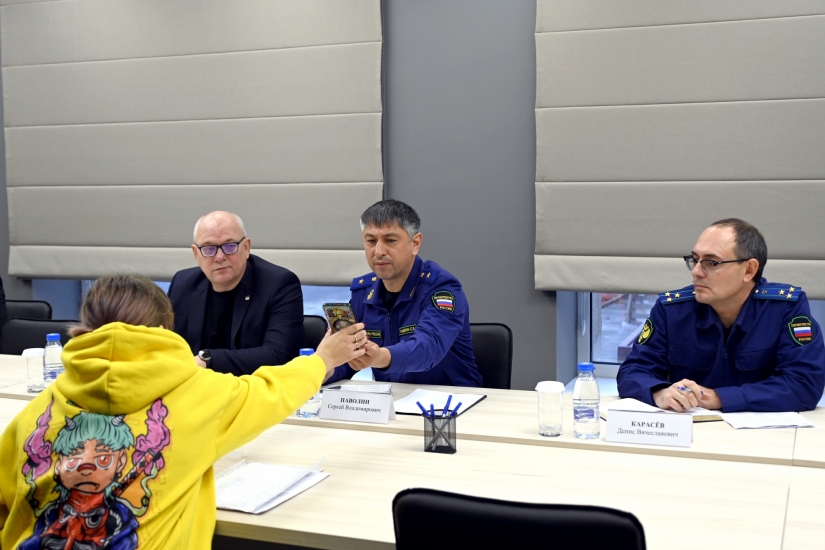 Прокурор Мурманской области провел прием в Североморске