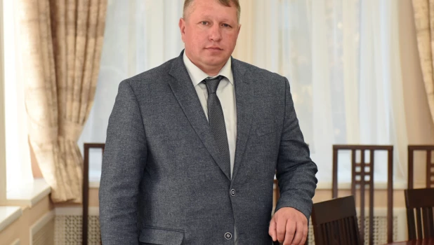 Глава Центрального района Барнаула Дмитрий Попов.