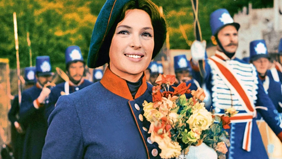 Клара Лучко.