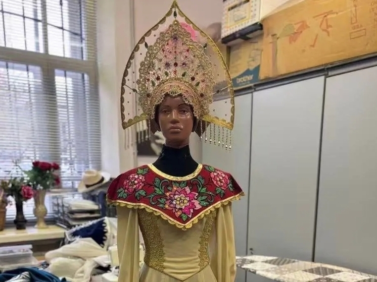 Из Китая — без кокошников: шоу-балет «Кострома» оставил в Поднебесной комплект костюмов