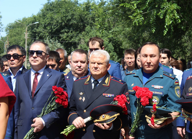 Герои калмыкии в великой отечественной войне презентация