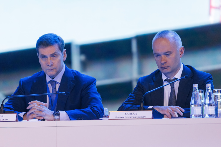 AviaComments считает, что ротация руководителей по традиции почти всегда решает вопрос «кто виноват?» в результатах и сроках