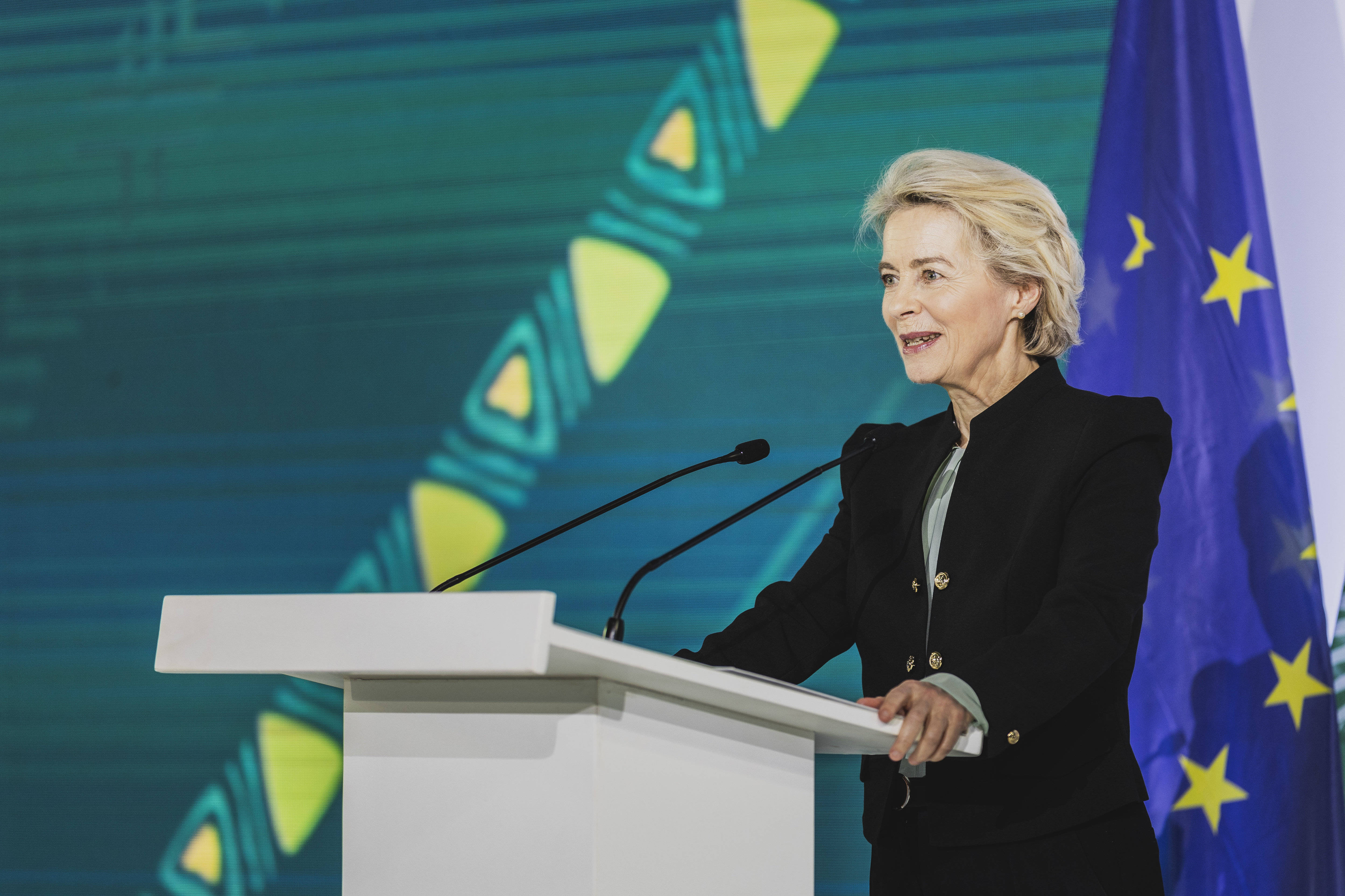 V z r. V z r. V z r. V z r. V z r.