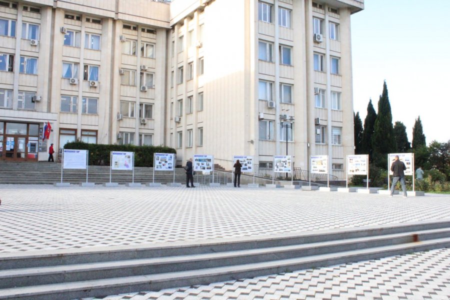 Открылась выставка архивных документов Гагаринскому району 50 лет