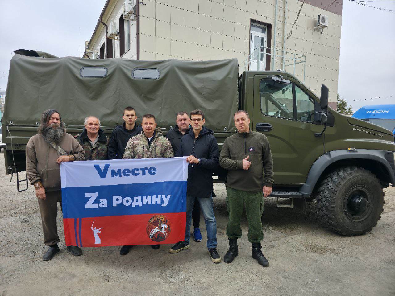 На этой неделе волжане отправили в зону спецоперации два гуманитарных конвоя