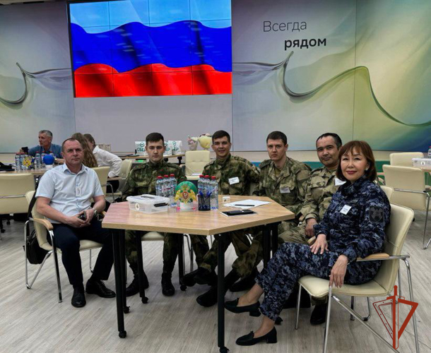 Росгвардейцы приняли участие в межведомственной интеллектуальной игре КВИЗ в Иркутске