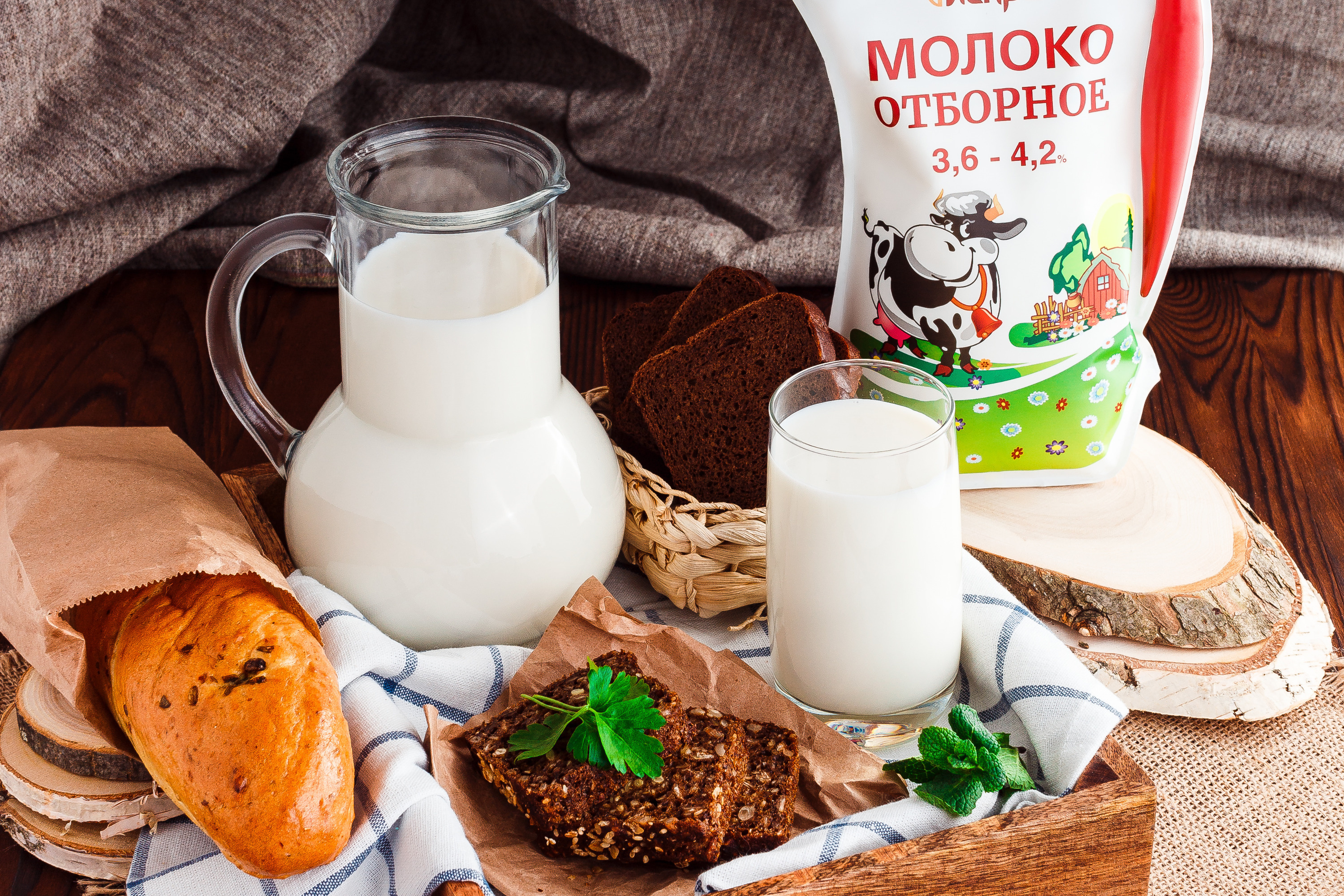 Мясо молоко красноярск. Молочная продукция Искра Ужур. Ужурское молоко. Молоко ЗАО Искра. Солгон молочная продукция.