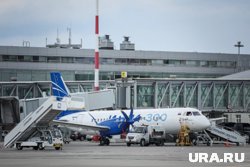 В крупных аэропортах страны фиксируют сбои в расписании утром 1 октября 2025