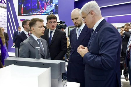 hmelko vistavka