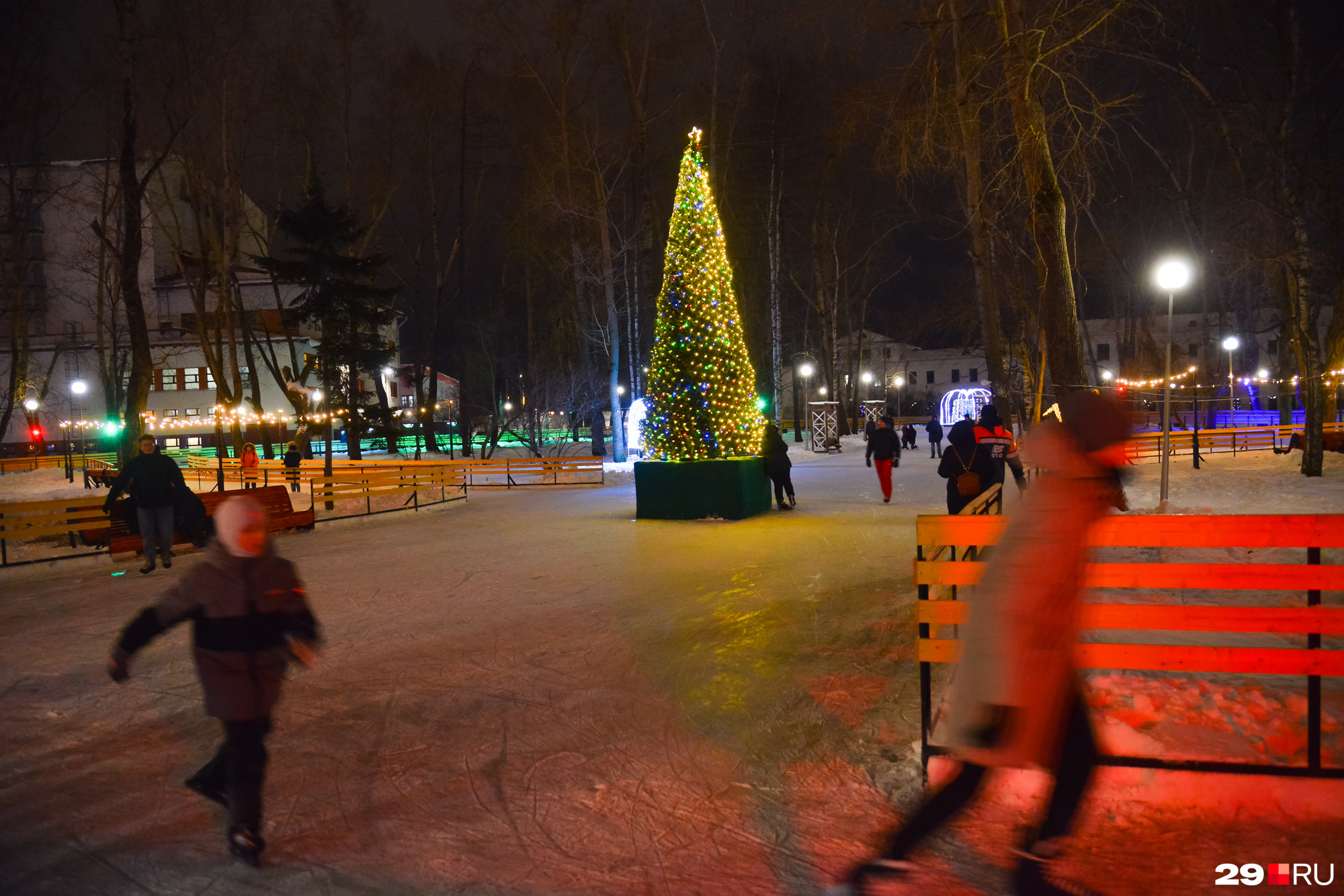 каток петровский парк