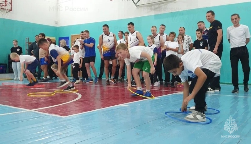 Сотрудники МЧС России стали участниками «Марафона с героем»