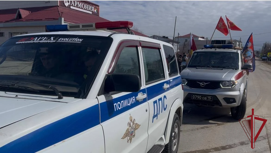 Вневедомственная охрана Росгвардии в Олекминском районе участвует в автопробеге «Вахта Памяти — 2026»