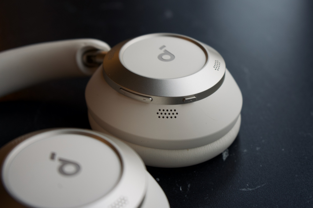 Anker Soundcore Space One Pro