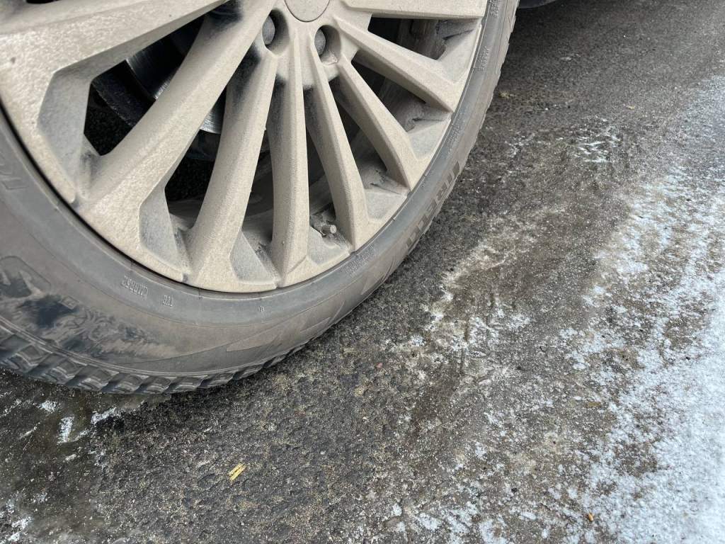 Курский студент лишен прав на полгода за езду на учебу с чужими номерами